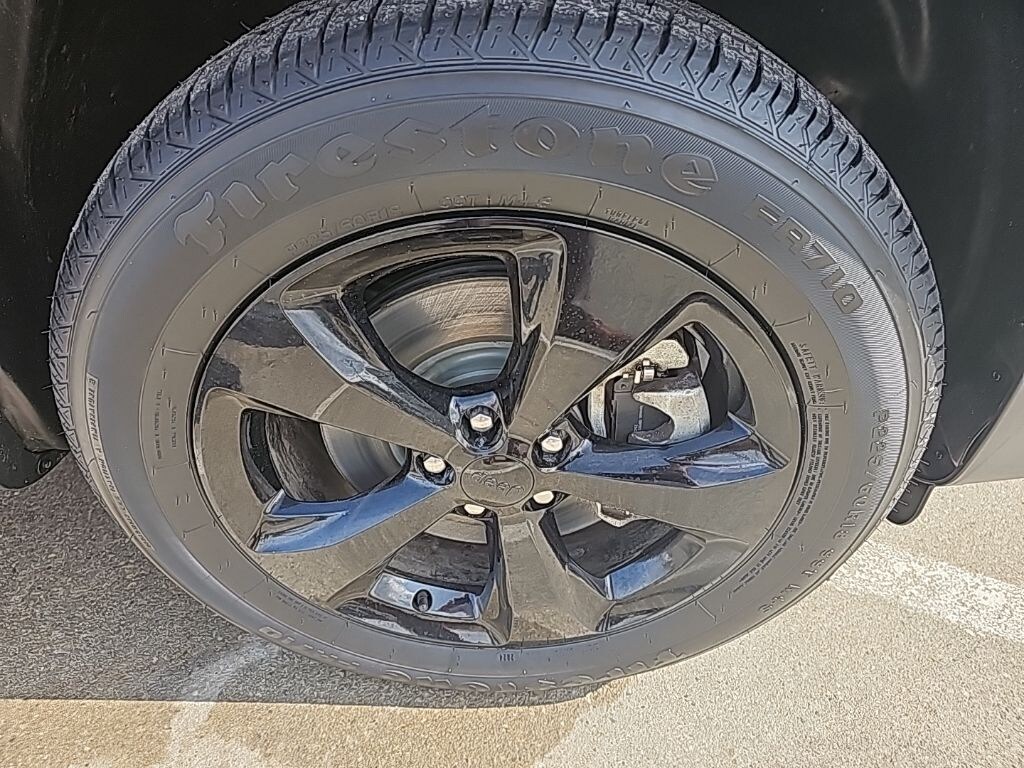 Certified 2023 Jeep Cherokee Altitude SUV