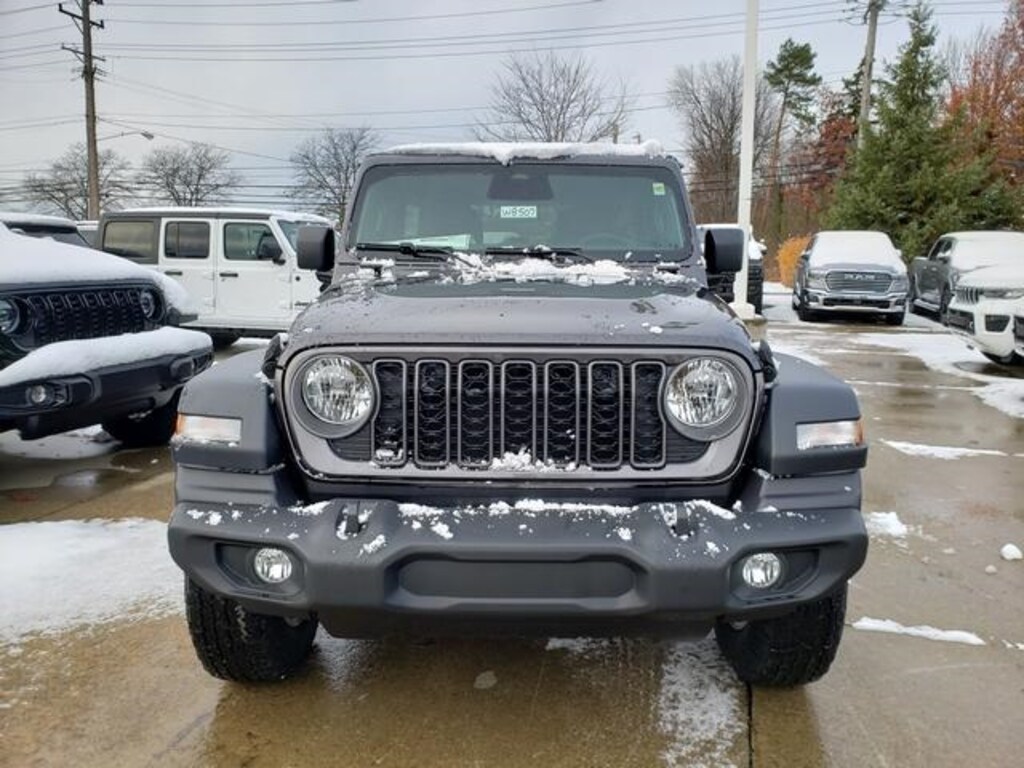 New 2026 Jeep Wrangler Sport S SoftTop