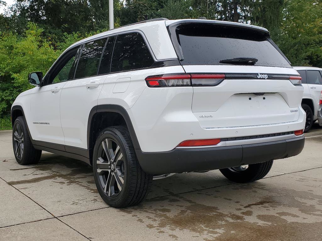 New 2027 Jeep Grand Cherokee