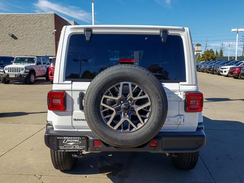 New 2026 Jeep Wrangler Sahara SoftTop