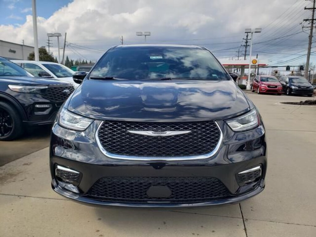 New 2026 Chrysler Pacifica Select Minivan/Van