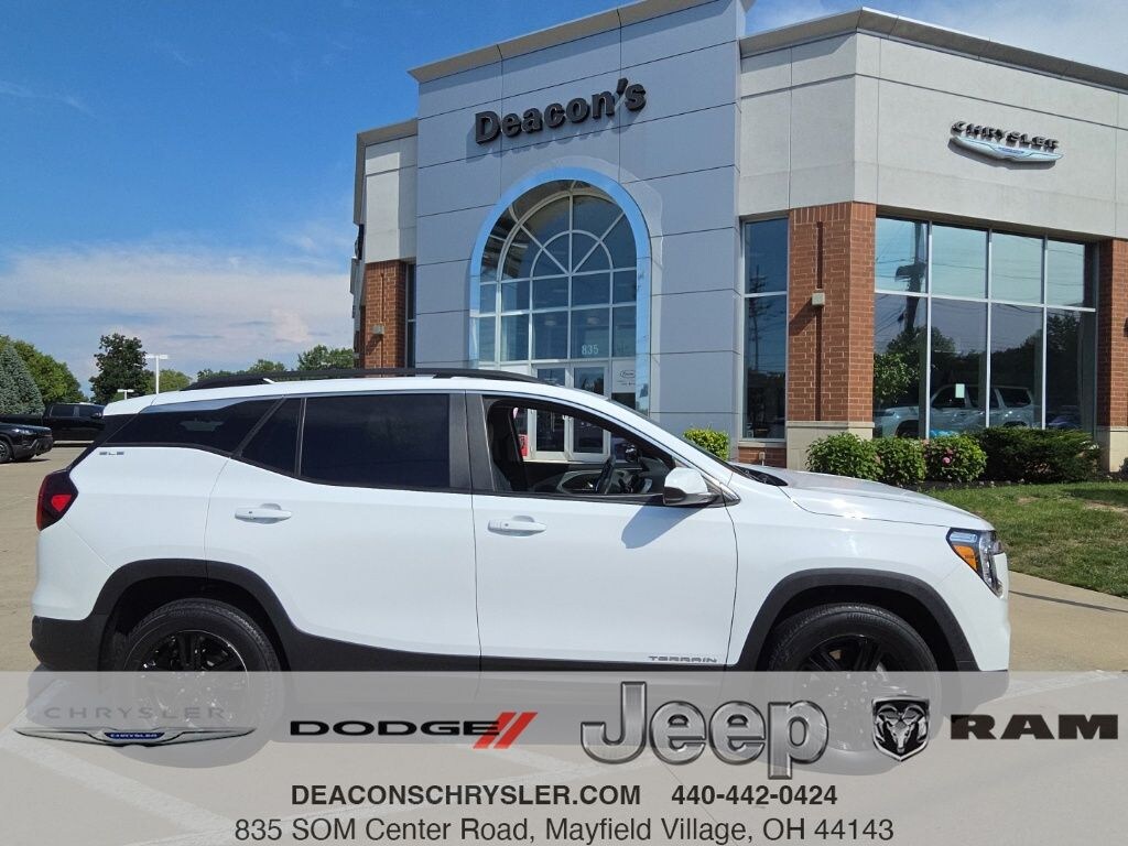 Used 2022 GMC Terrain SLE SUV