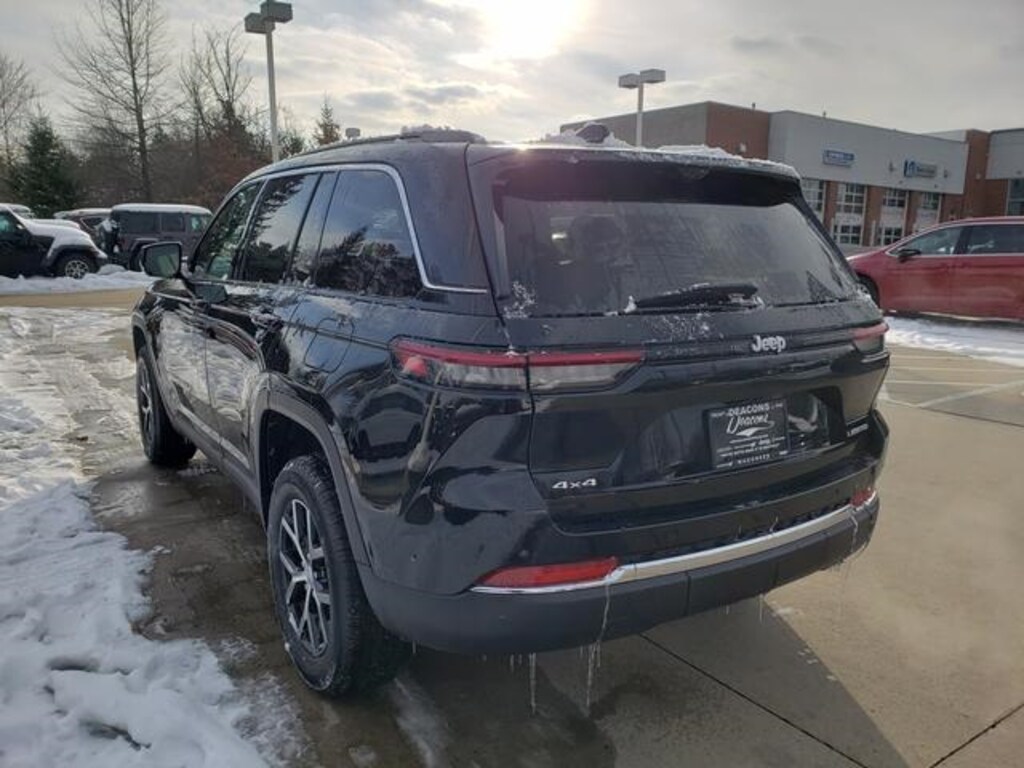 New 2025 Jeep Grand Cherokee Limited SUV