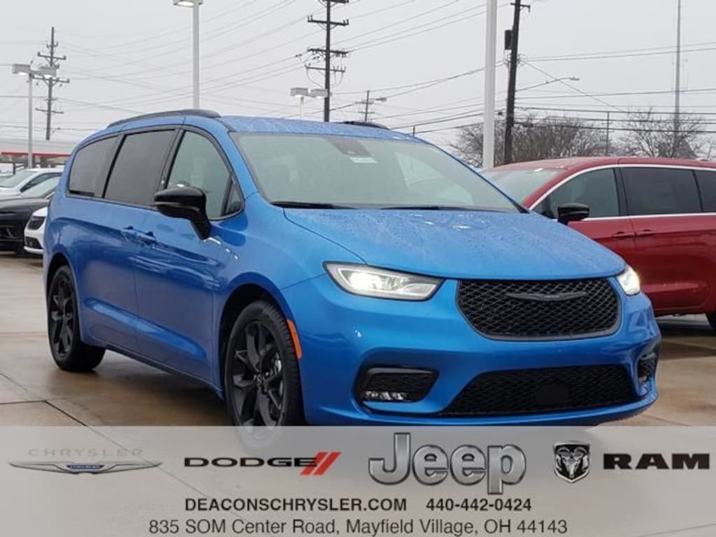New 2026 Chrysler Pacifica Select Minivan/Van