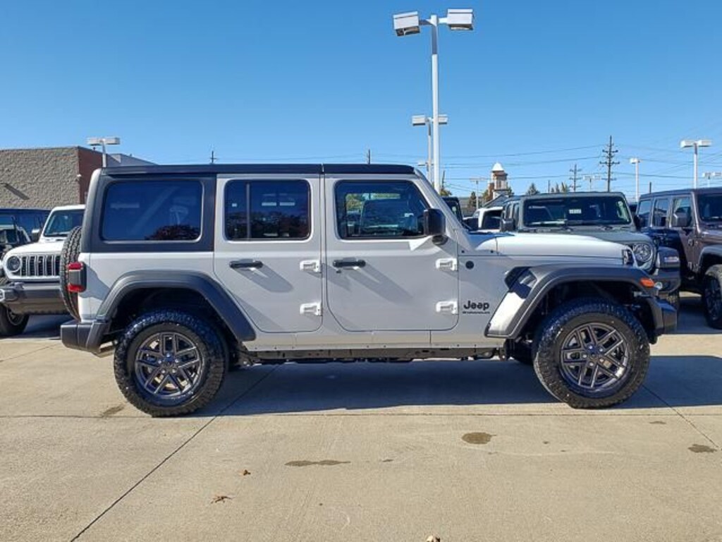 New 2026 Jeep Wrangler SoftTop