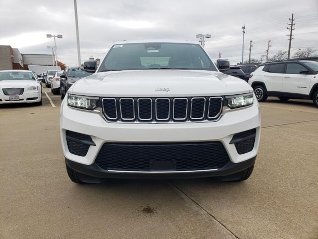 New 2025 Jeep Grand Cherokee Laredo X SUV