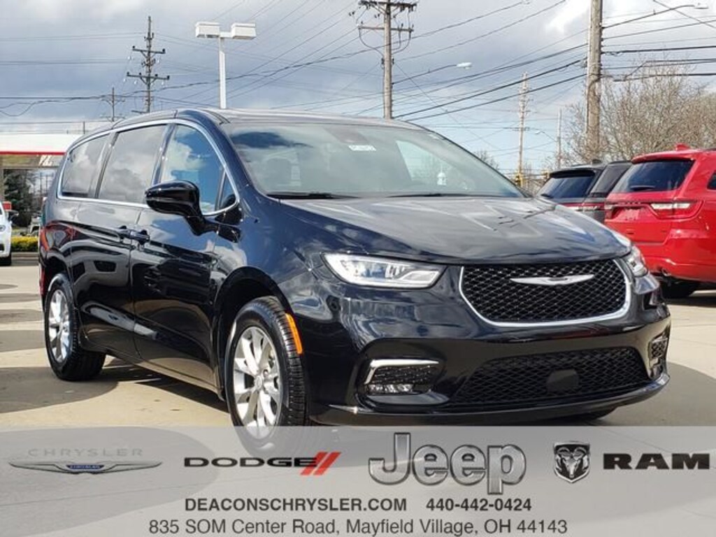 New 2026 Chrysler Pacifica Select Minivan/Van