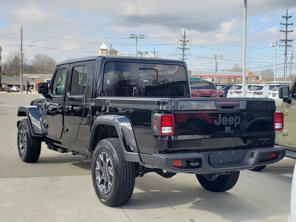 New 2026 Jeep Gladiator Truck