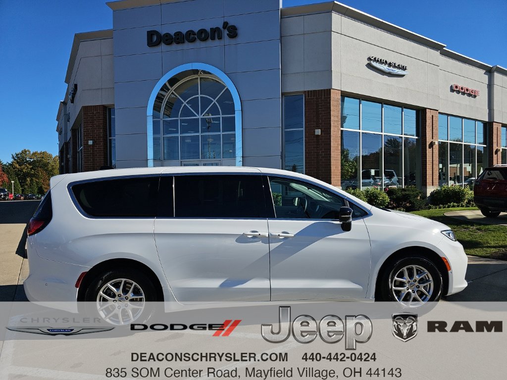 2024 Chrysler Pacifica