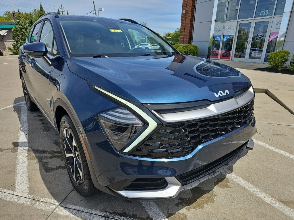 Used 2025 Kia Sportage Hybrid EX SUV