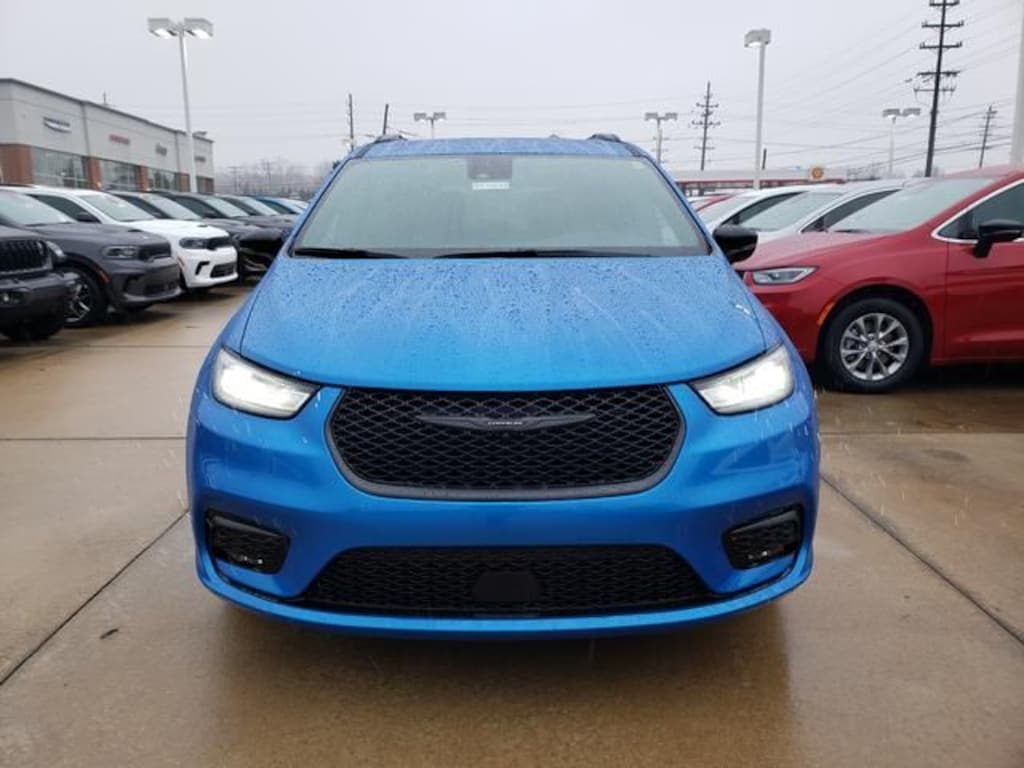 New 2026 Chrysler Pacifica Select Minivan/Van