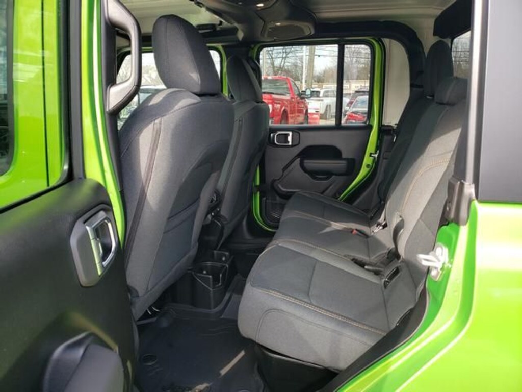 New 2026 Jeep Gladiator Sport S Truck