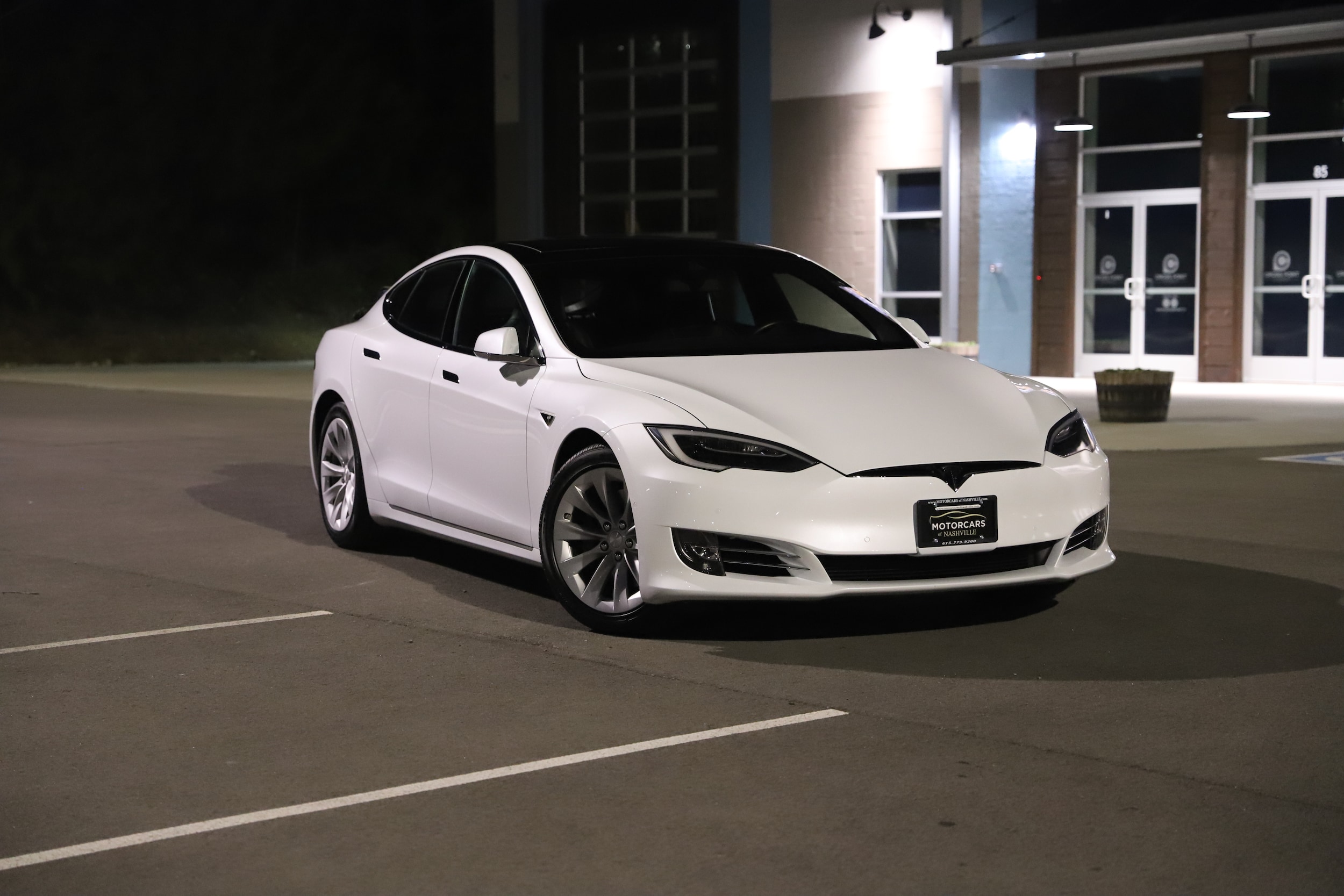 2014 BMW 3 Series 320i's photo