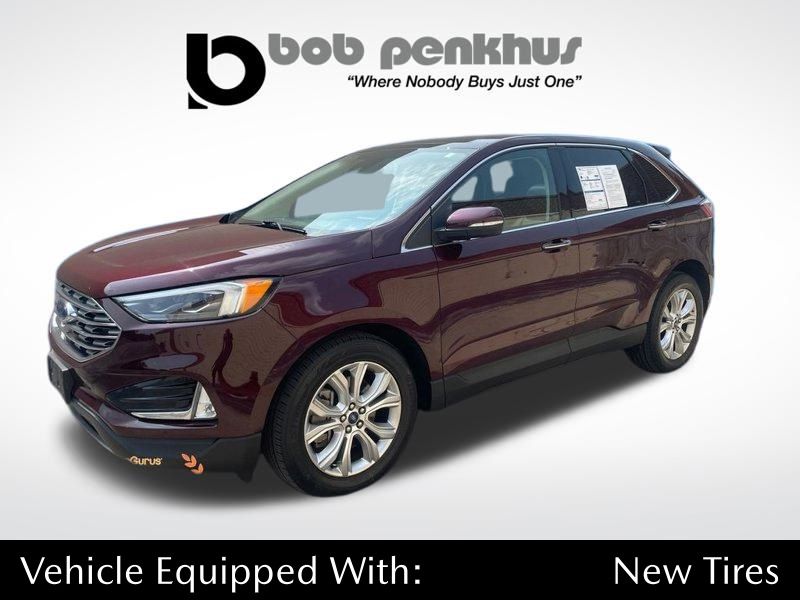 2022 Ford Edge Titanium's photo
