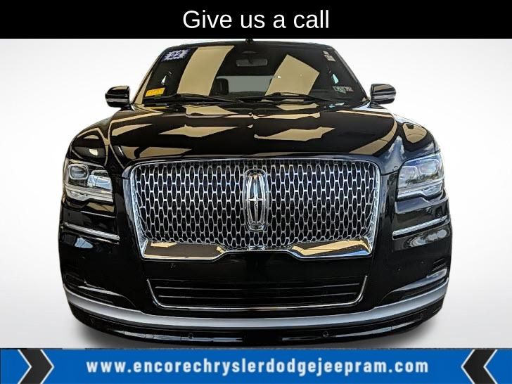 2022 Lincoln Navigator Reserve's photo