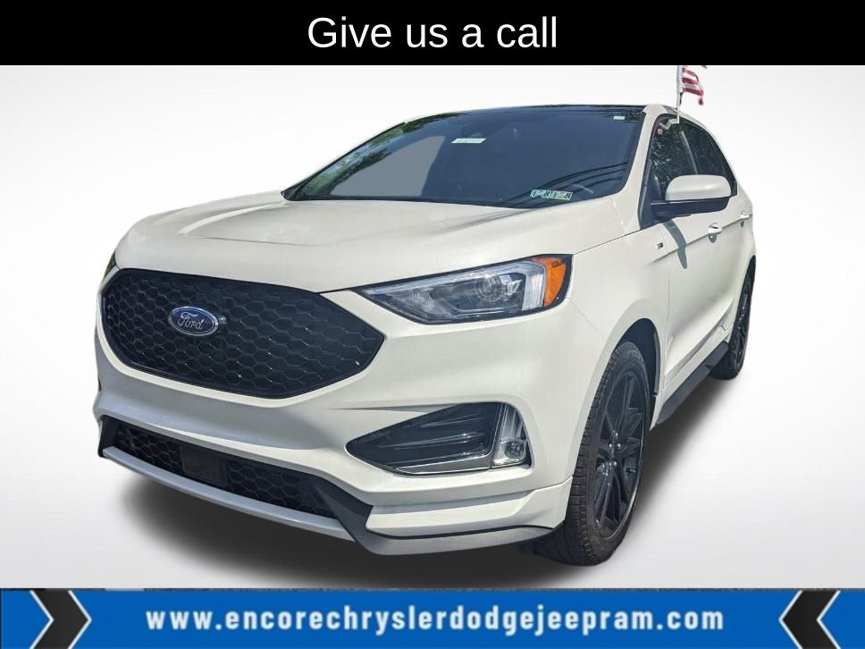 2023 Ford Edge ST-Line's photo