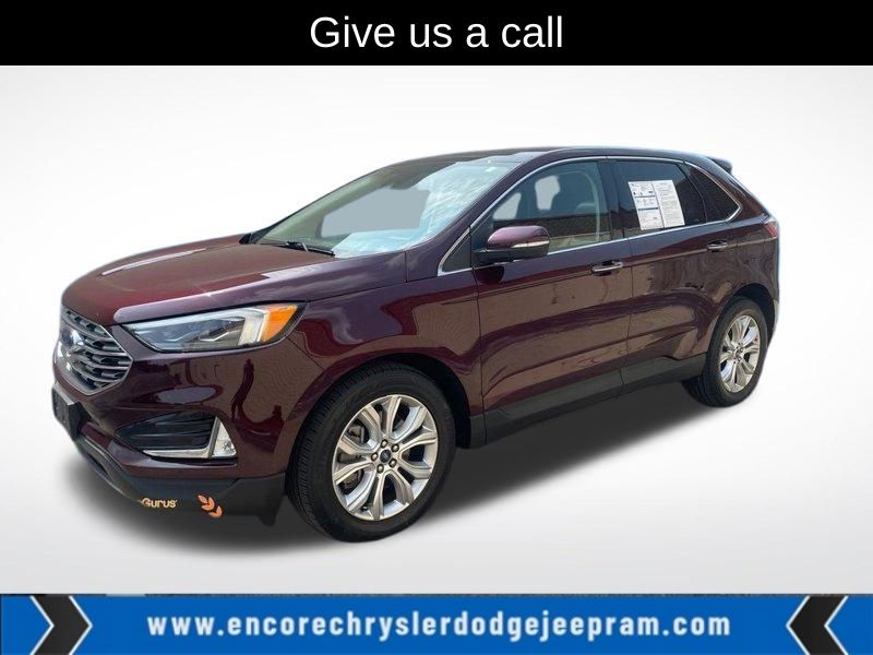 2022 Ford Edge Titanium's photo