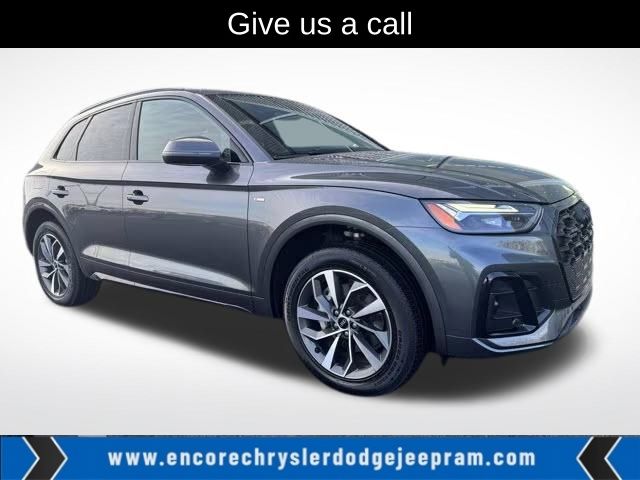 2024 Audi Q5 Premium's photo