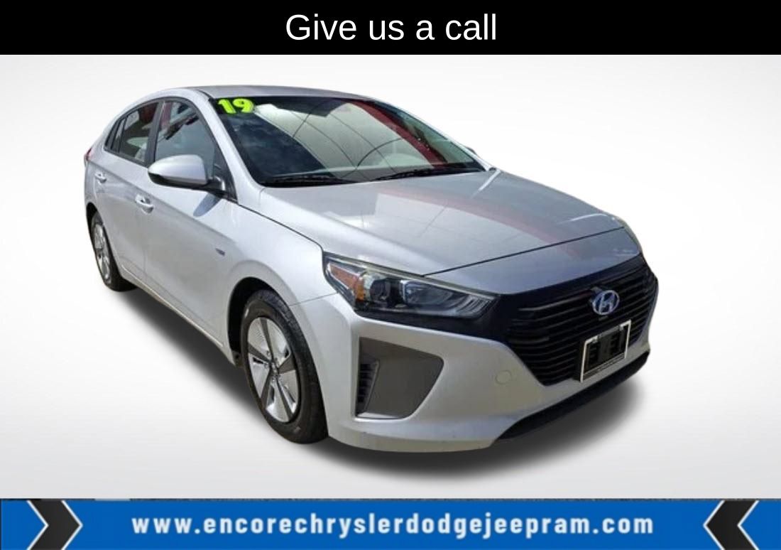 2019 Hyundai Ioniq Blue's photo