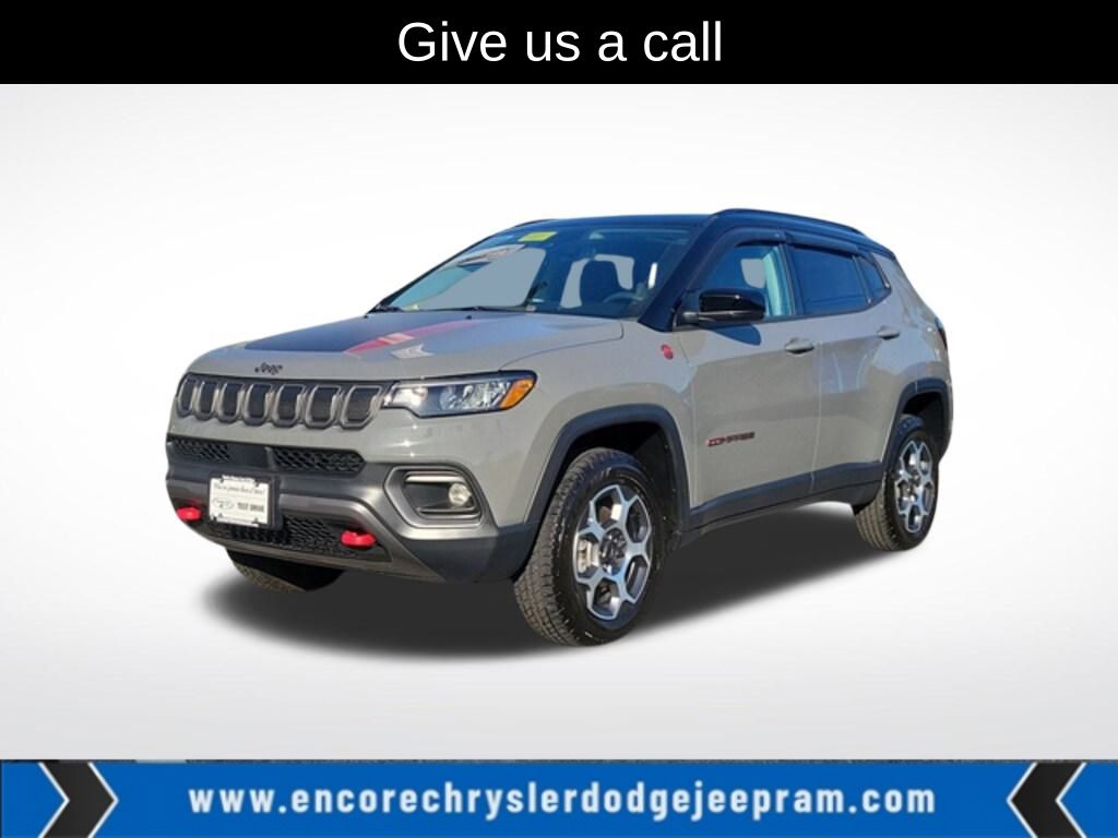 2022 Jeep Compass Trailhawk's photo
