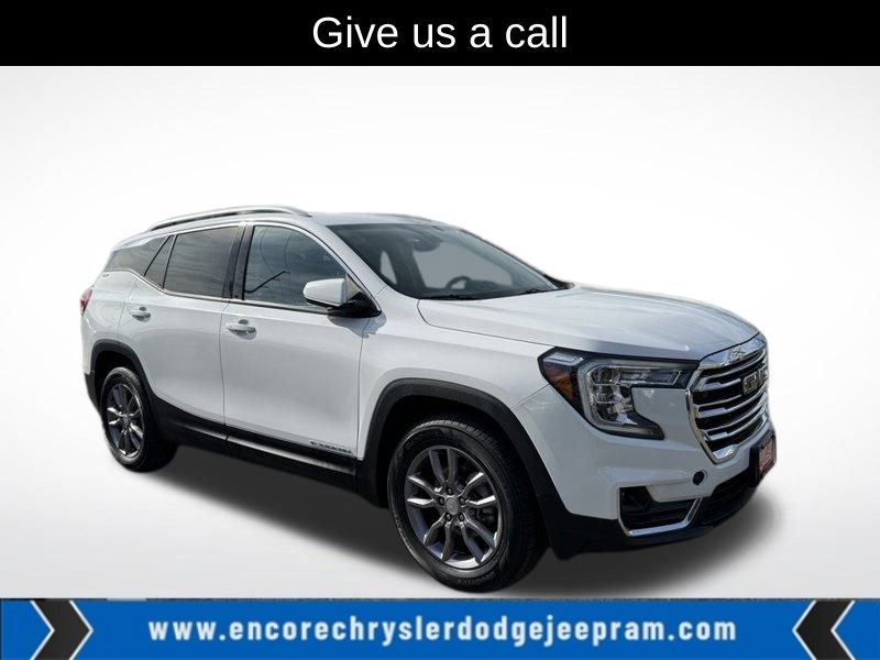 2023 GMC Terrain SLT's photo