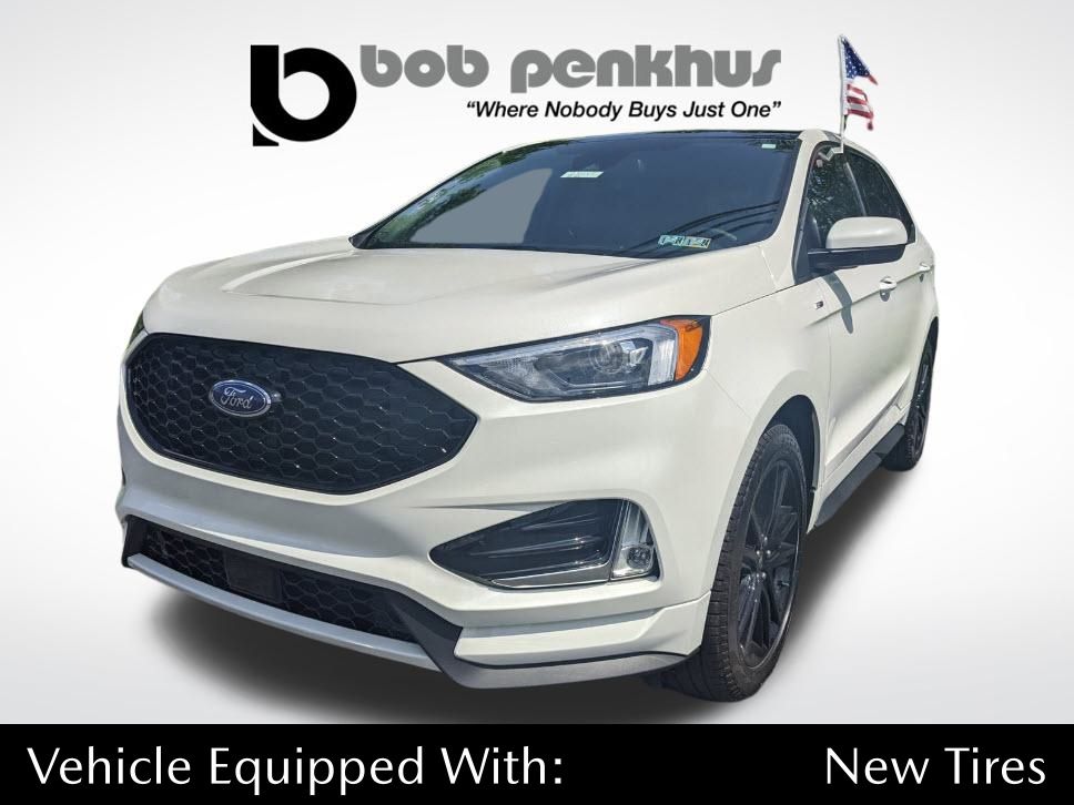 2023 Ford Edge ST-Line's photo