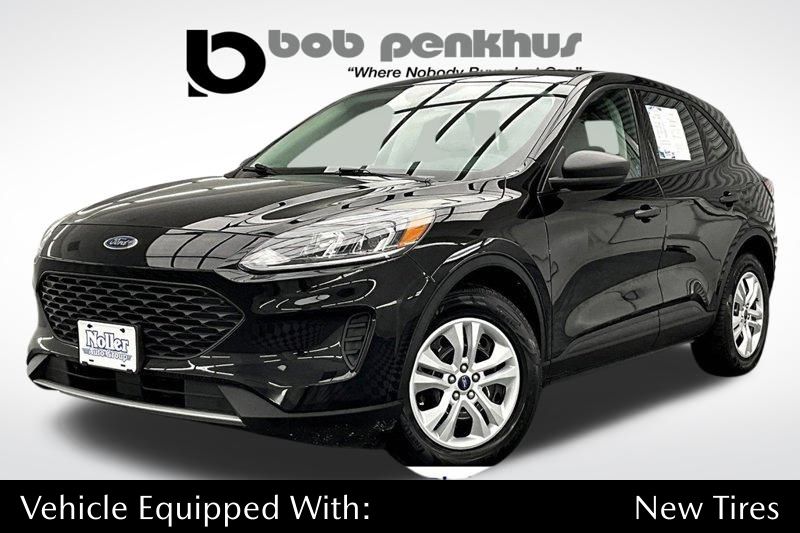 2022 Ford Escape S's photo