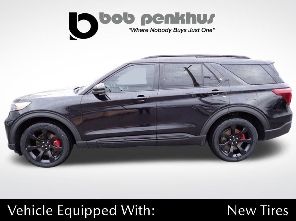 2020 Ford Explorer ST's photo