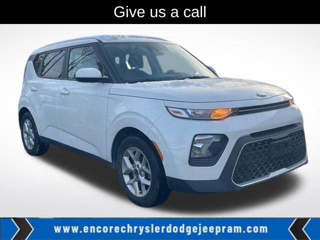 2021 Kia Soul S's photo