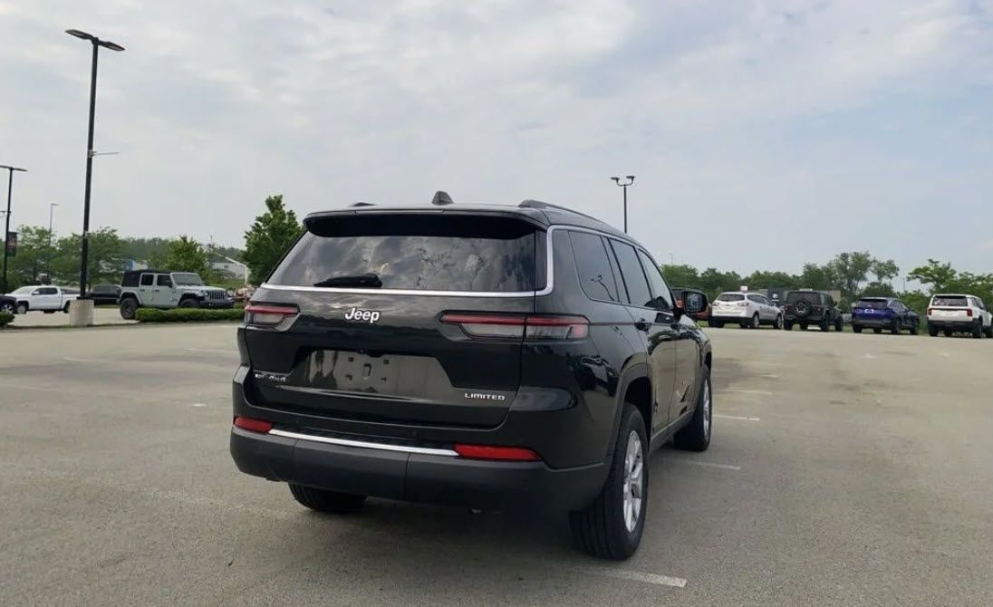 Used 2022 Jeep Grand Cherokee L Limited with VIN 1C4RJKBG4N8512217 for sale in Burlington, VT