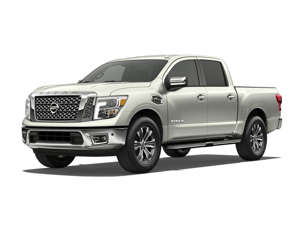 2017 Nissan Titan SL's photo