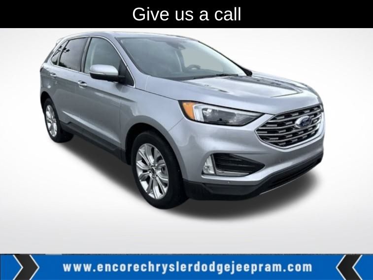 2024 Ford Edge Titanium's photo