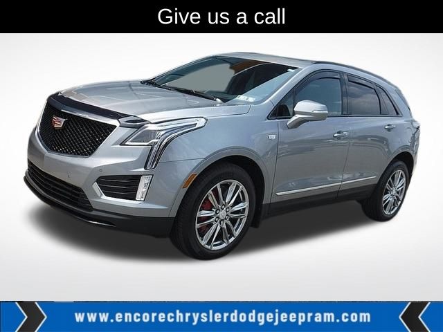 2025 Cadillac XT5 Sport's photo