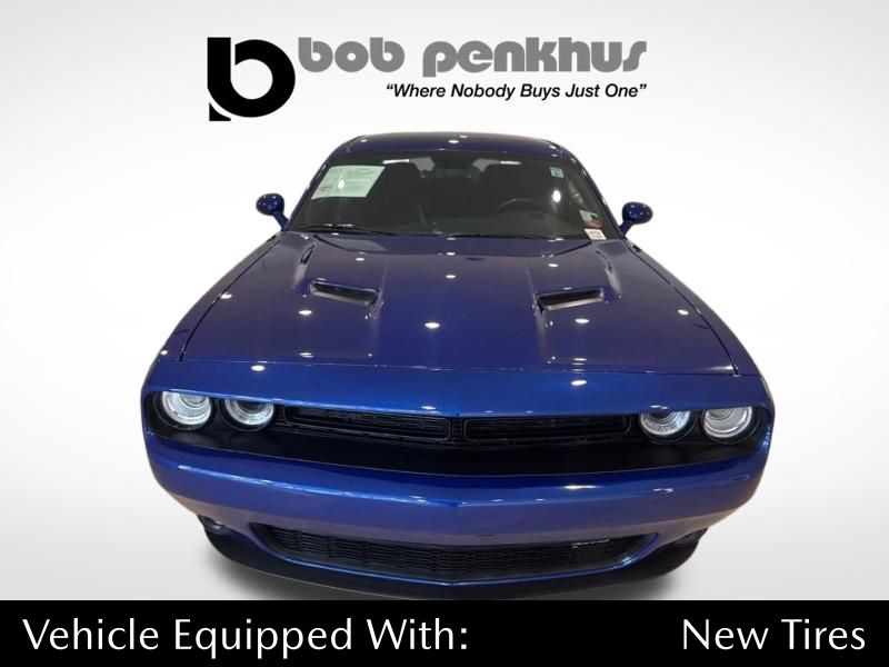 2021 Dodge Challenger SXT's photo