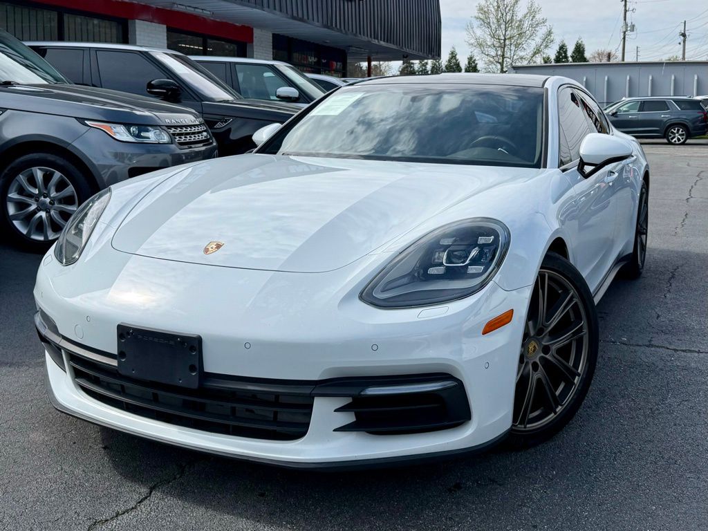 2018 Porsche Panamera 4