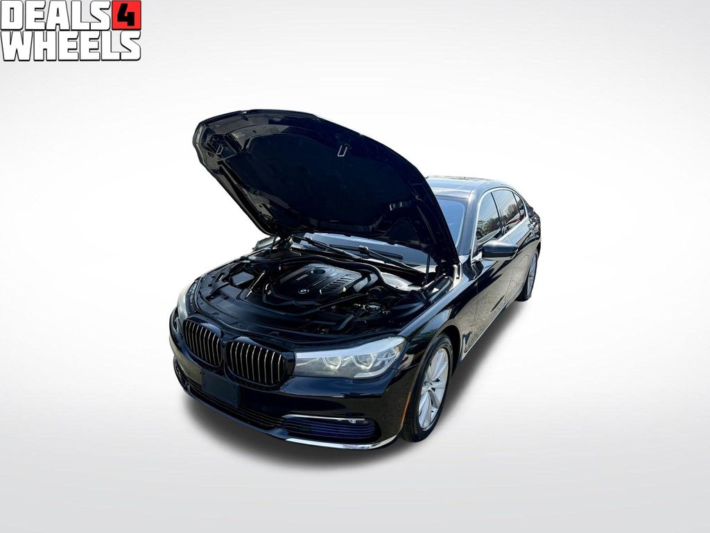 2017 BMW 7 Series 740i - Photo 7