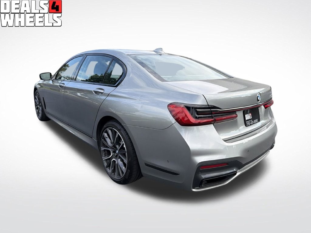 Used 2021 BMW 740i Sedan