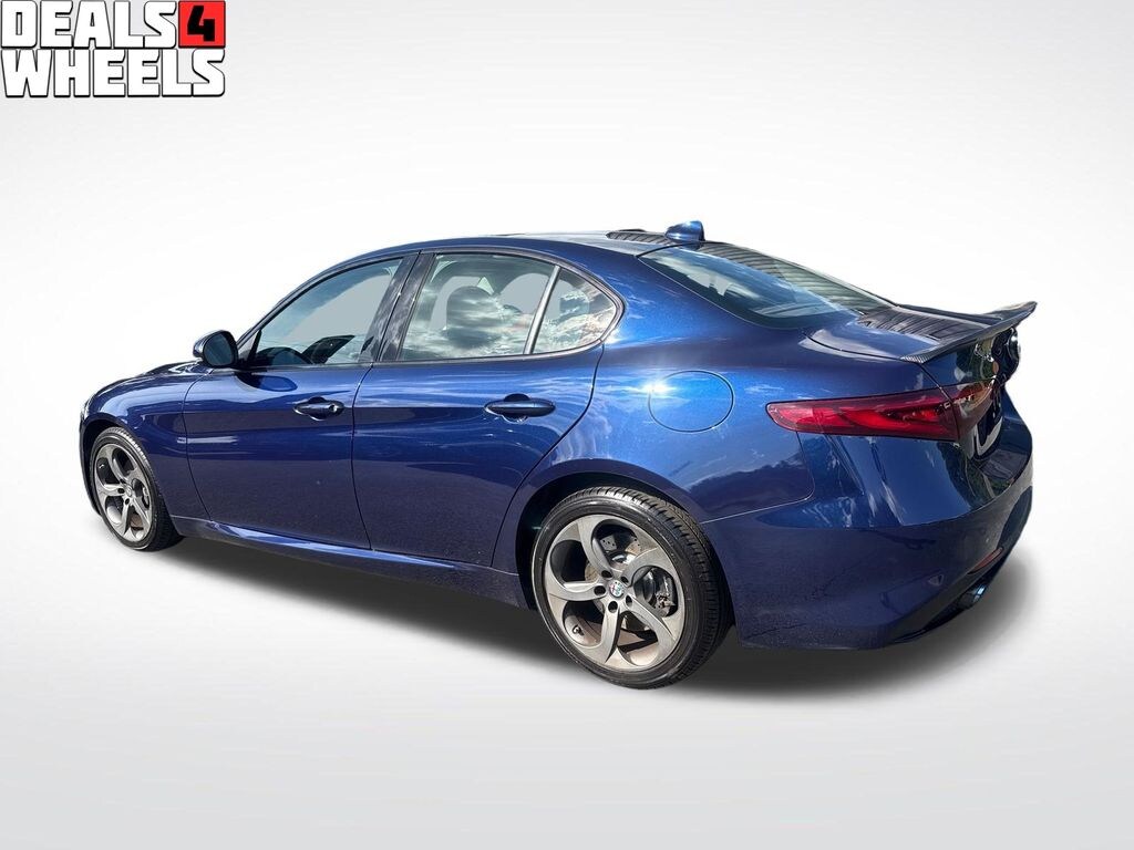 Used 2018 Alfa Romeo Giulia Sedan