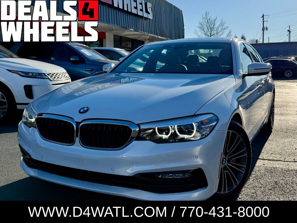 2018 BMW 5 Series 530i Sedan's photo