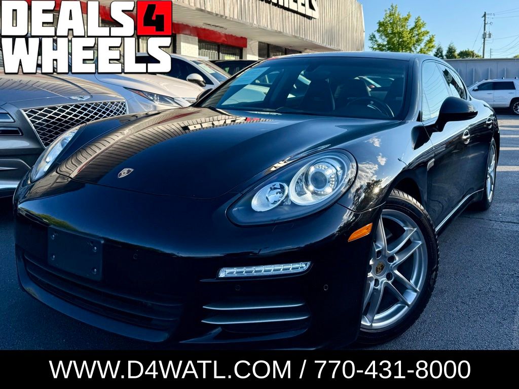 2016 Porsche Panamera Base