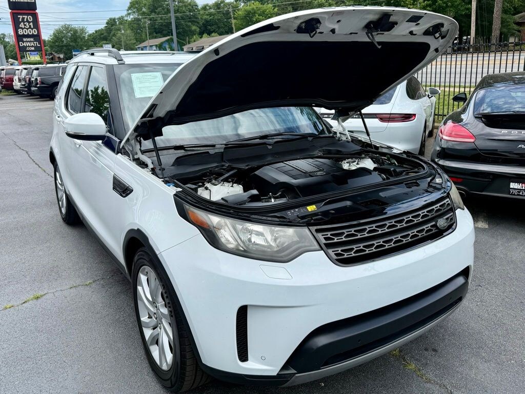 Used 2018 Land Rover Discovery SE SUV