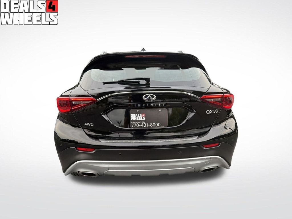 Used 2018 INFINITI QX30 Premium SUV