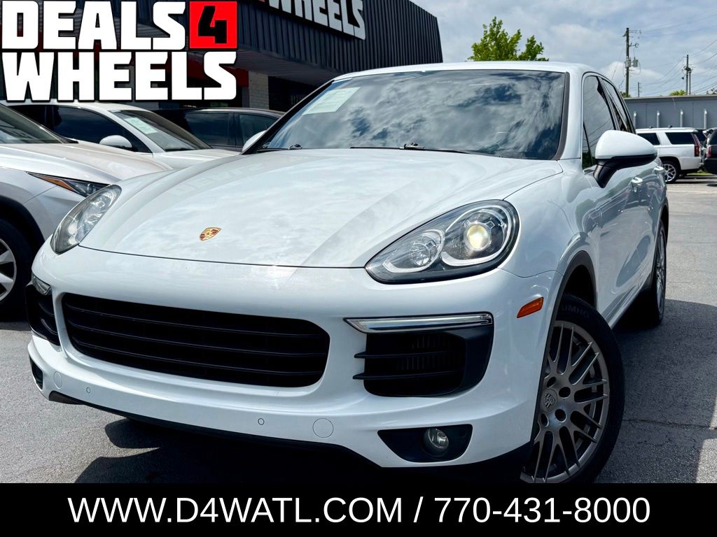 2015 Porsche Cayenne S's photo