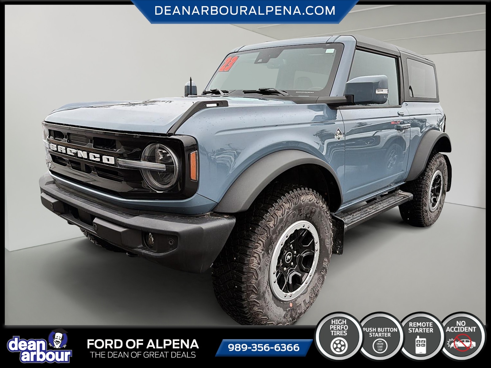 2023 Ford Bronco 2-Door Outer Banks's photo