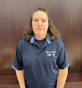 Staff member Toni Revill from ID_af13d74425a8