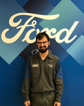 Staff member Anthony K. from ID_95ebeb20e352