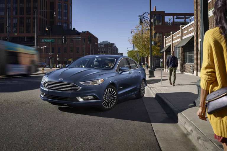 2018 Ford Fusion cross traffic alert