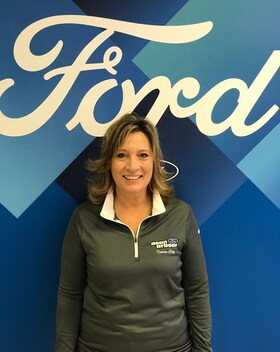 Staff member Sharon Yates from ID_c9398a18de23