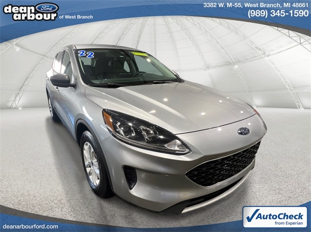 Used 2022 Ford Escape SE with VIN 1FMCU9G60NUA15058 for sale in West Branch, MI