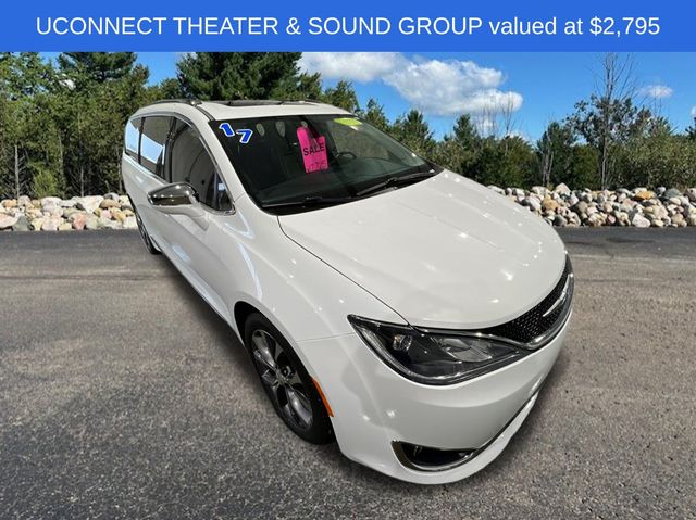 Used 2017 Chrysler Pacifica Limited with VIN 2C4RC1GG5HR836928 for sale in West Branch, MI